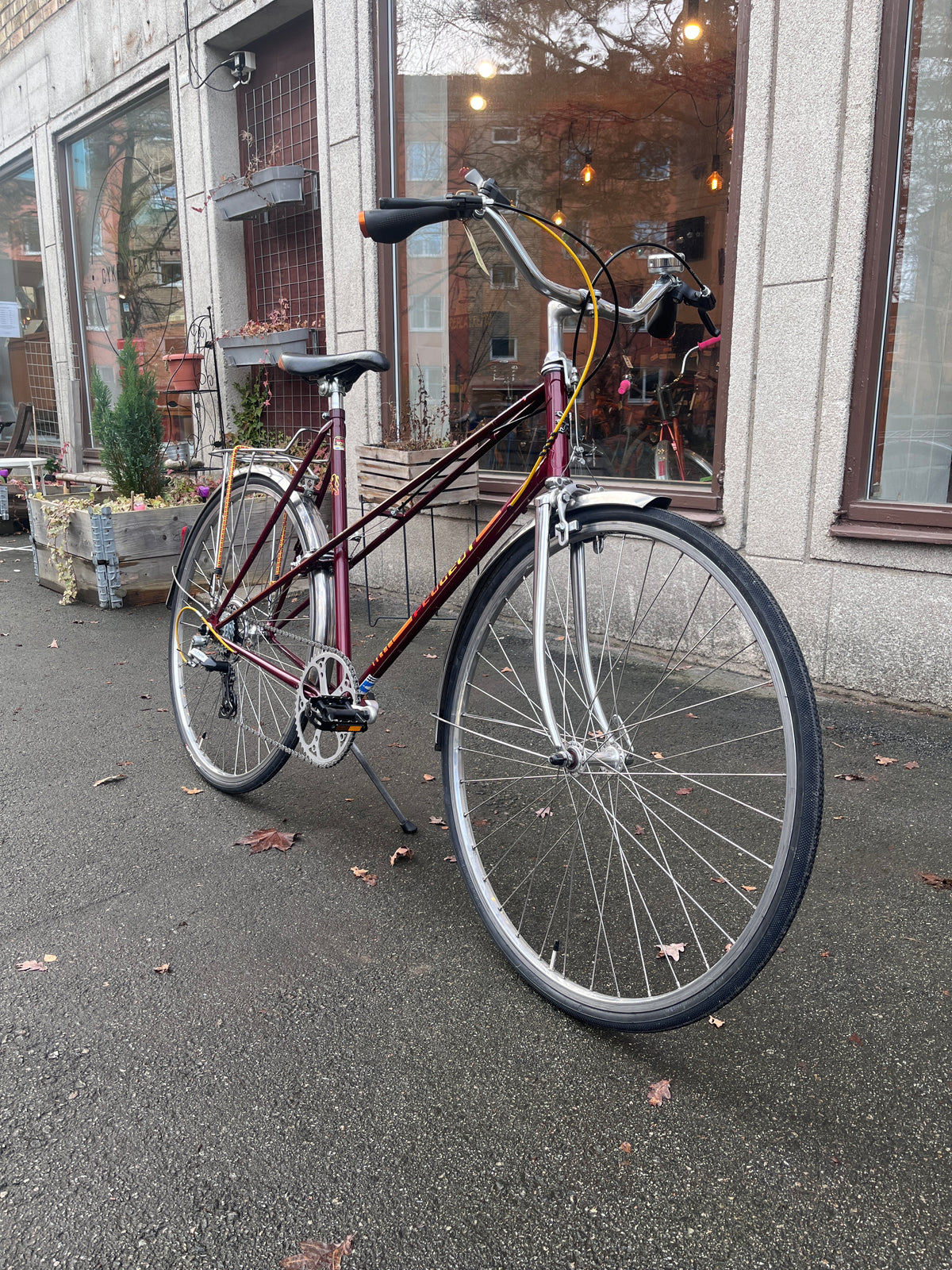Peugeot Dame City Racer Custom Restomod