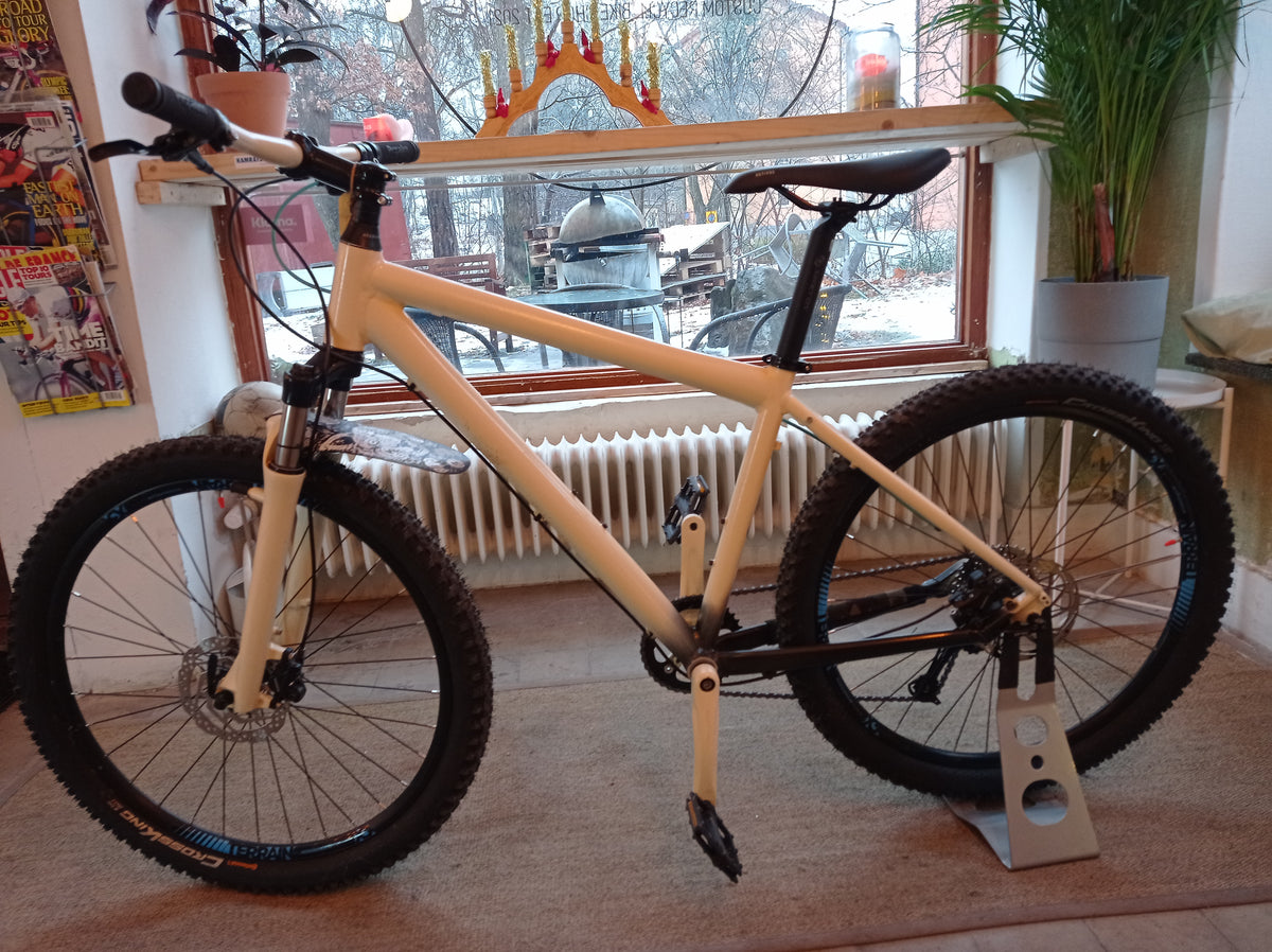 MTB Anabolic Blanco