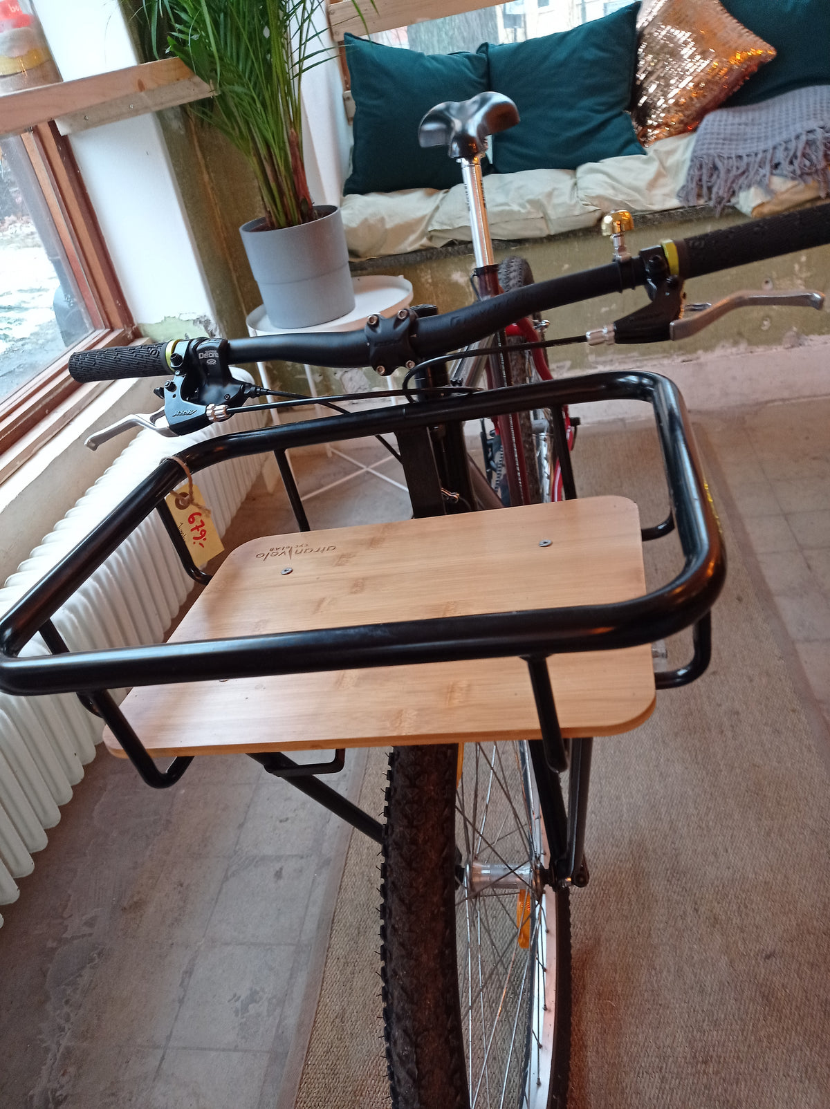 MTB Shadow Boxer Compact