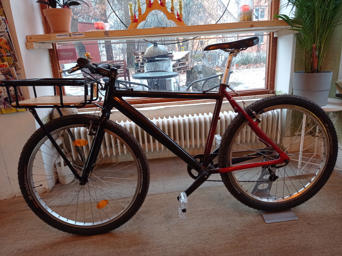 MTB Shadow Boxer Compact