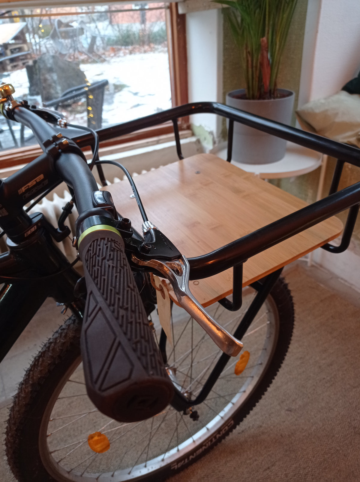MTB Shadow Boxer Compact